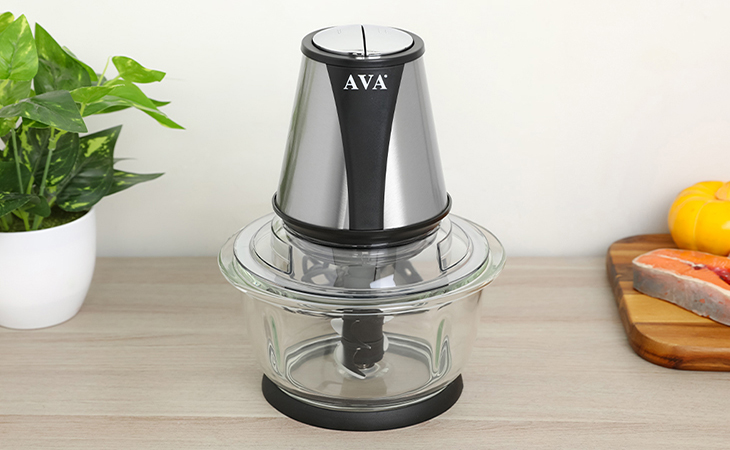 Máy xay thịt AVA GS-701 có dung tích 1.2 lít, công suất 450W