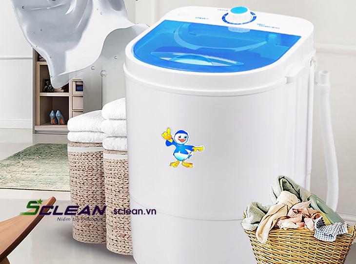 Máy giặt mini bán tự động chỉ có chức năng chính là giặt quần áo